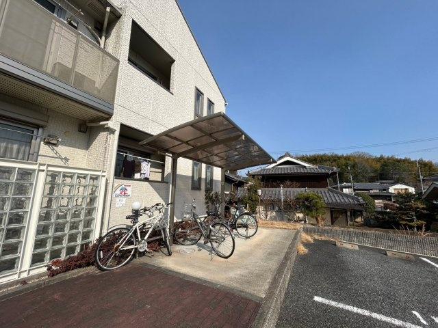 ラシードコート