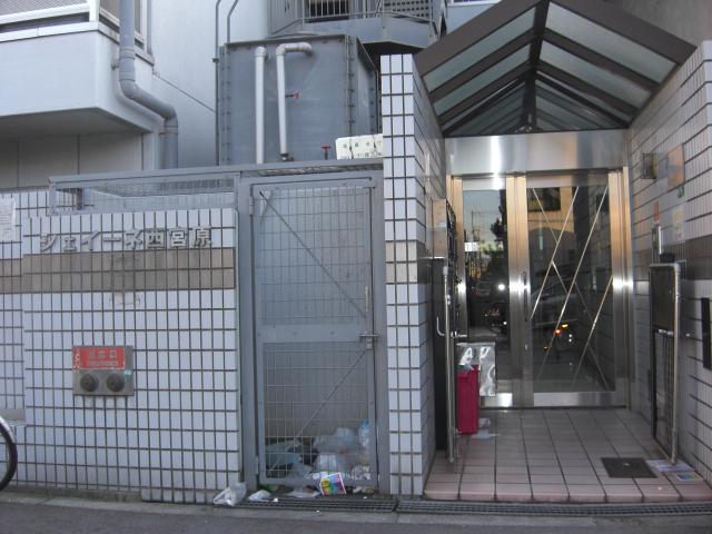グランドコート