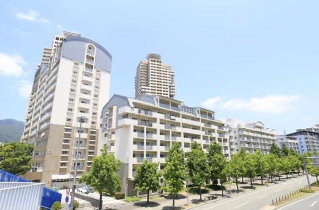 HAT神戸・灘の浜