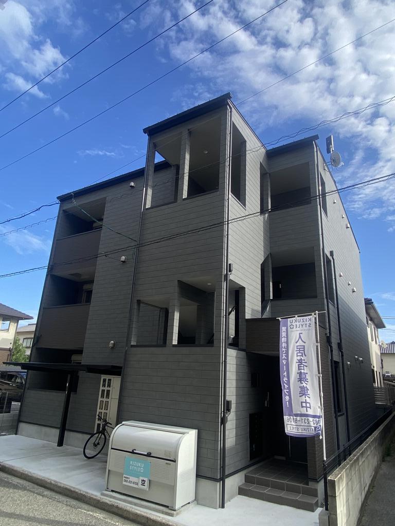 COMFORT三吉南(1K/1階)