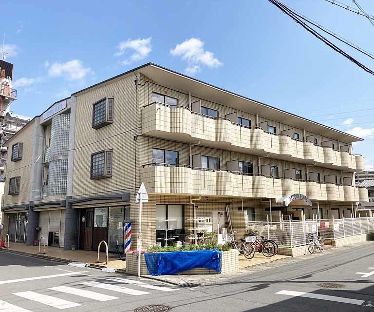 向島スタジオフラッツ