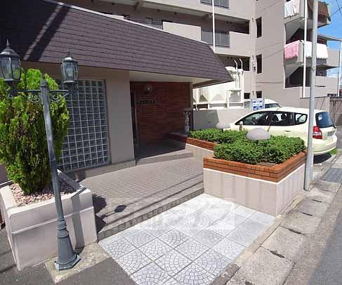メゾン河忠