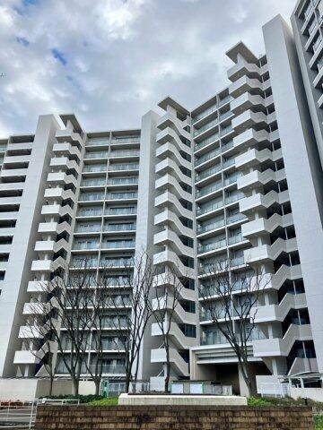 東京サーハウスセンターポート