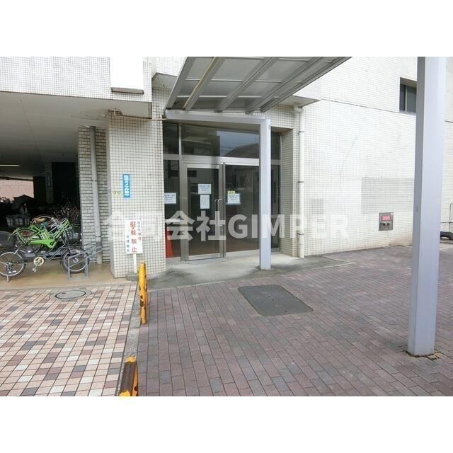上高田四丁目団地1号棟