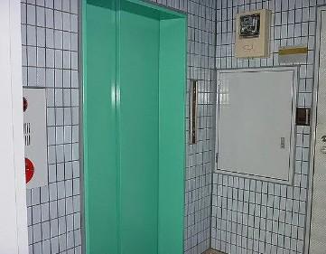 台ビル