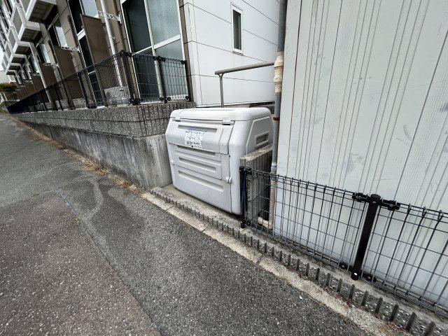 レオパレスカルム