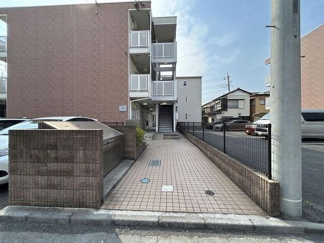 レオパレス夕映え
