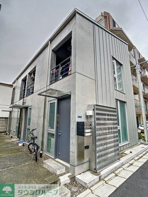 M-HOUSE
