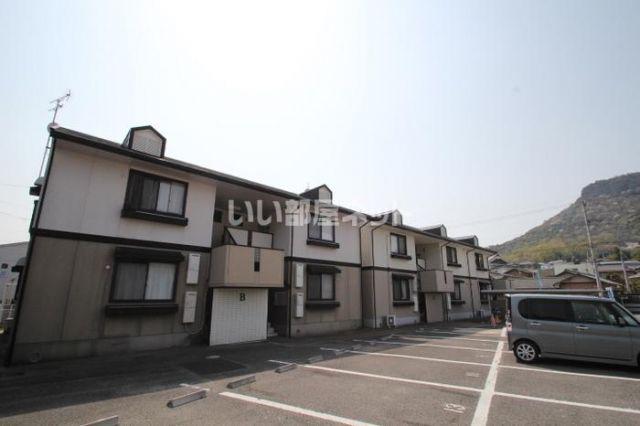ドミール屋島B棟