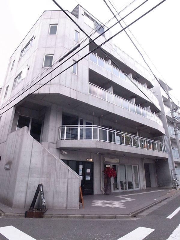 カームステージ
