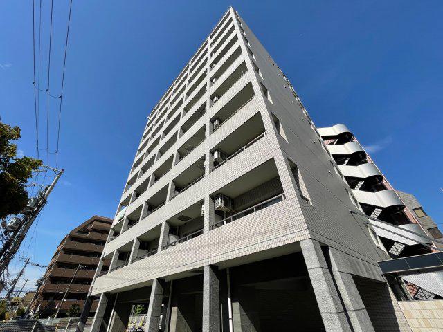 地下鉄御堂筋線 江坂駅 徒歩7分 11階建 築24年