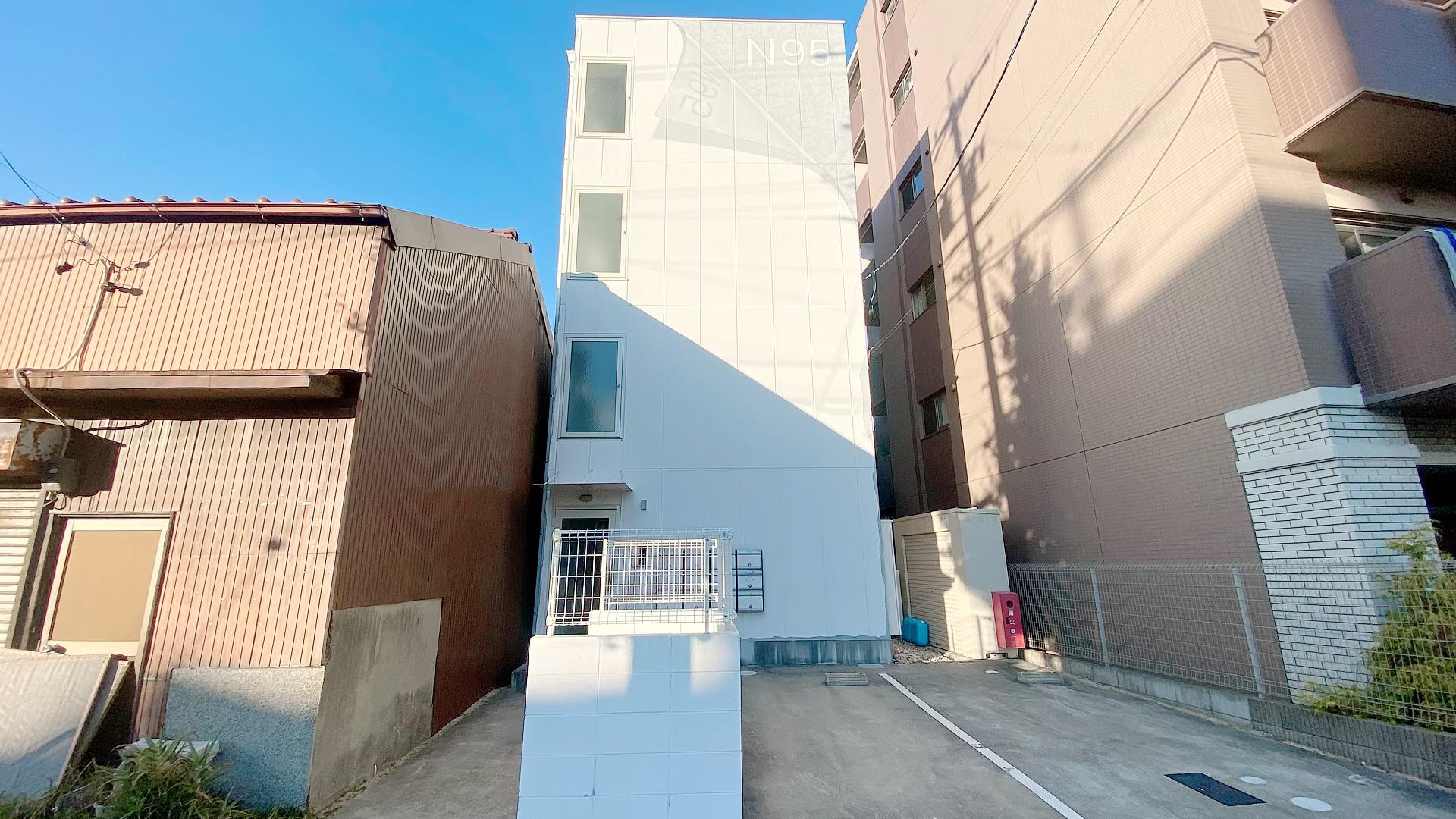地下鉄東山線 中村公園駅 徒歩20分 4階建 築9年