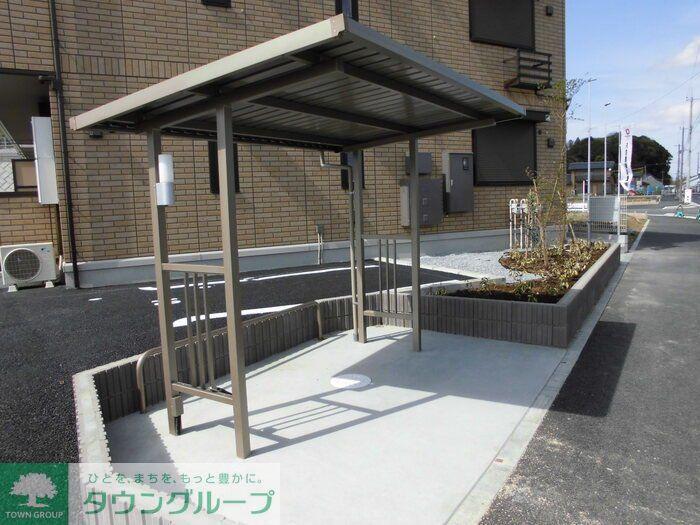 ロイヤルガーデン スタシオン