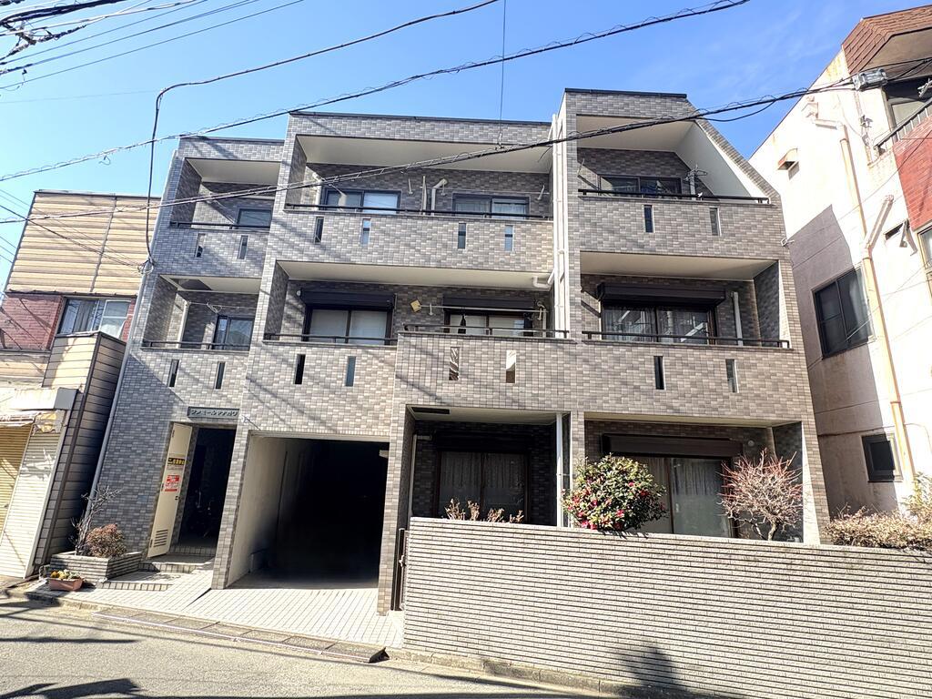 ファミールヤナガワ