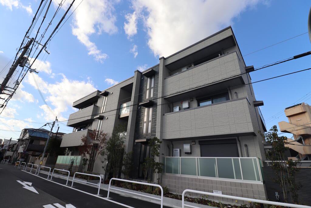 シャーメゾン セレジェイラ