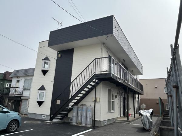 アルーア(1DK/2階)
