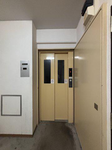 アーバンスペース