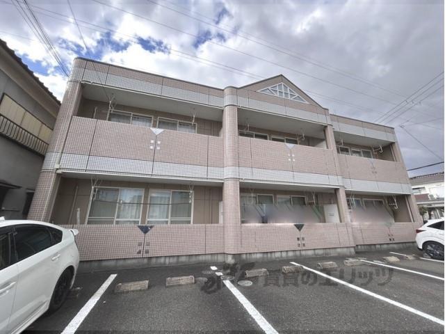 エメリーパレス