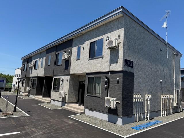 ＪＲ千歳線 千歳駅(北海道) 徒歩97分  築1年(2LDK/1階)