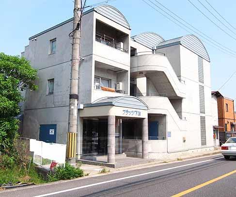 フラッツ下狛