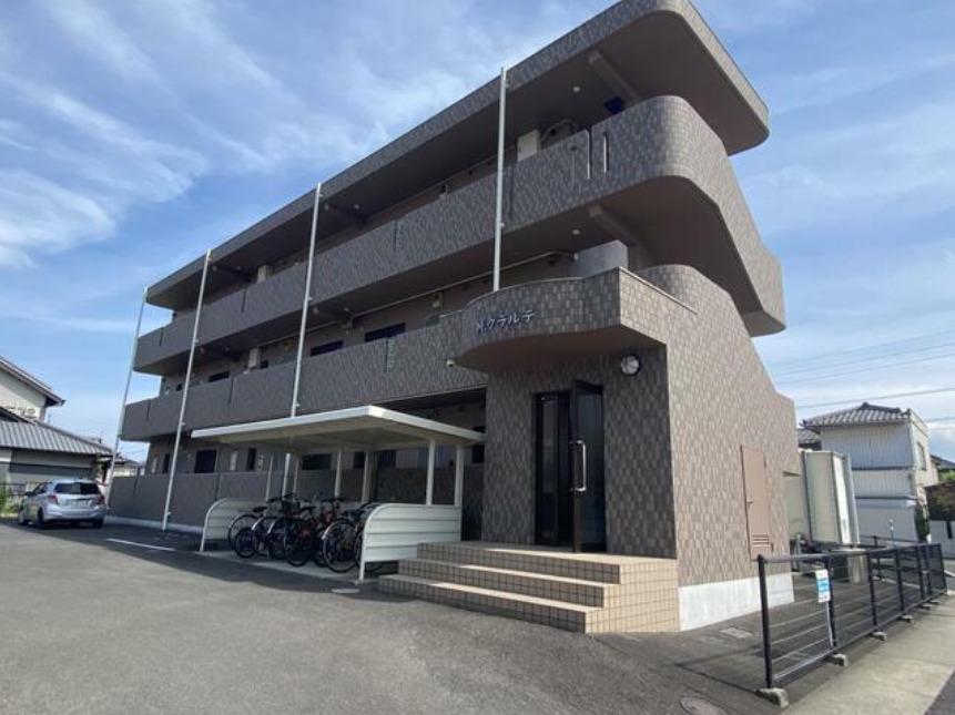 M.クラルテ