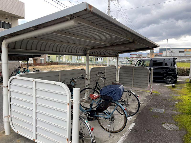 つるみマンション2(1K/2階)の外観写真