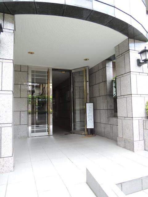 日神パレステージ新宿御苑