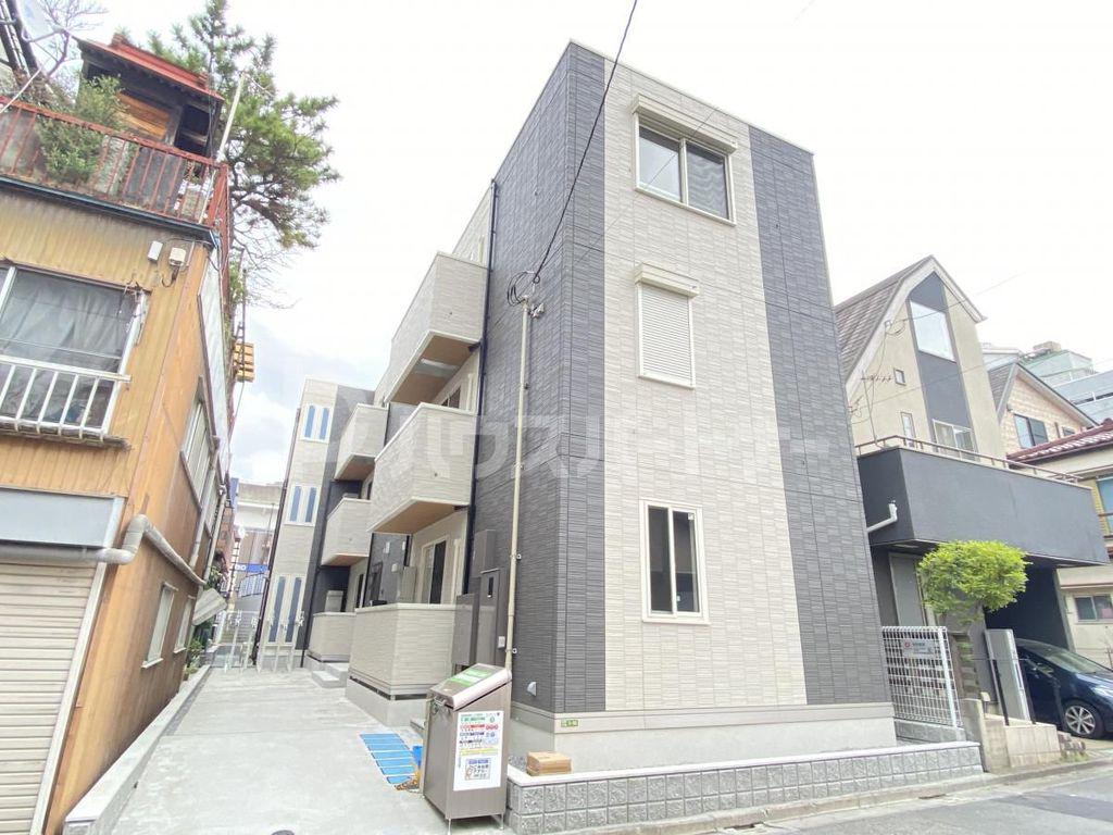 ラリュール谷在家