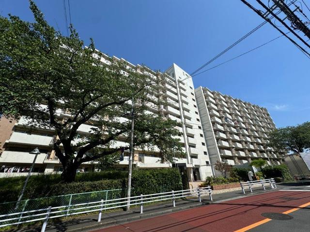 上高田四丁目団地1号棟