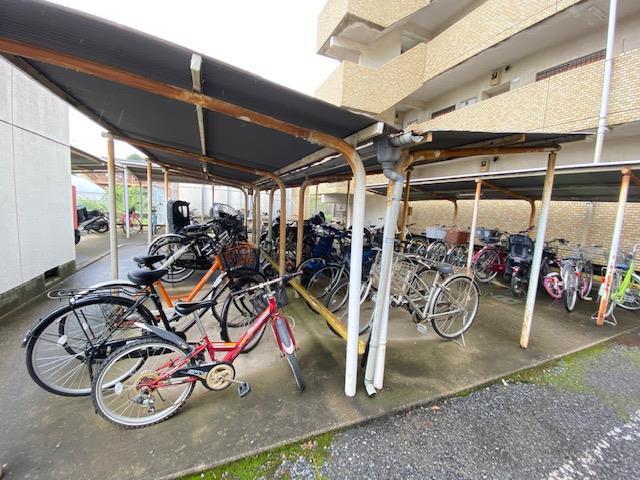 平和マンション