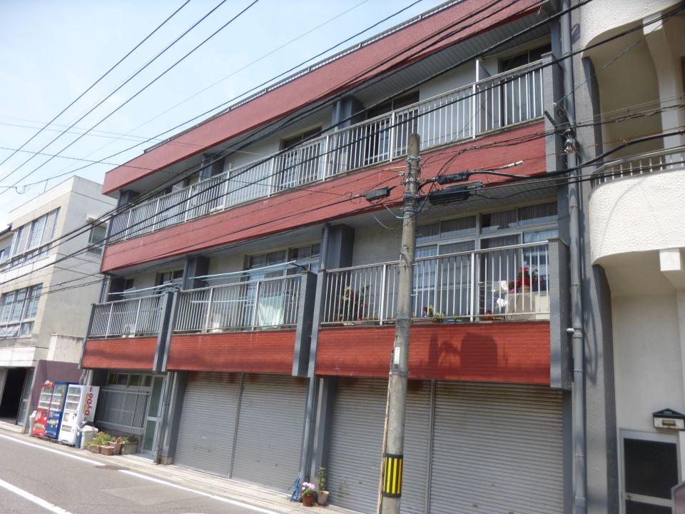 藤崎ビル3F