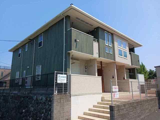 グランシャリオII番館