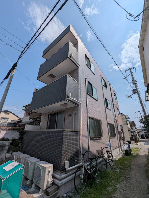 サニーシックス