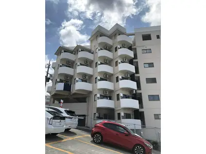 サンヒルズ首里(ワンルーム/5階)の外観写真