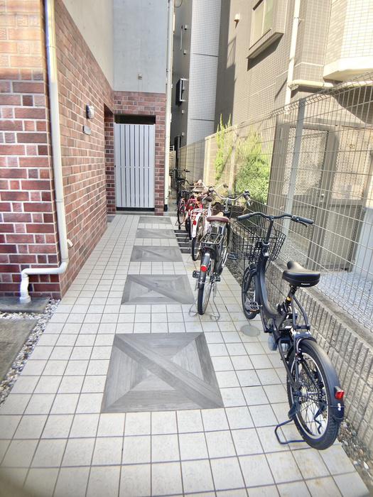B-SPOKE BUNKYO
