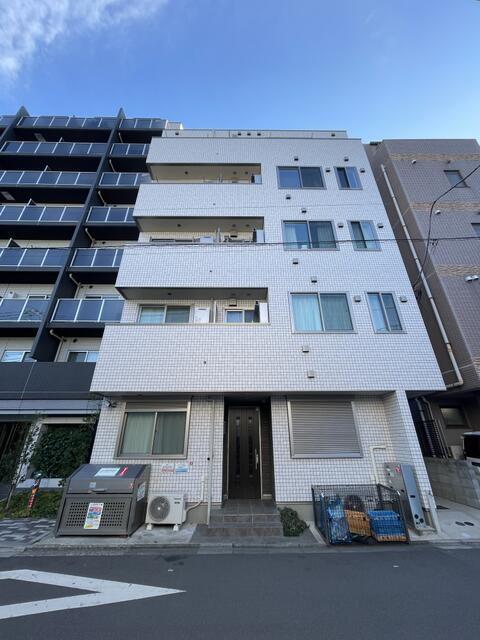 プレゾン