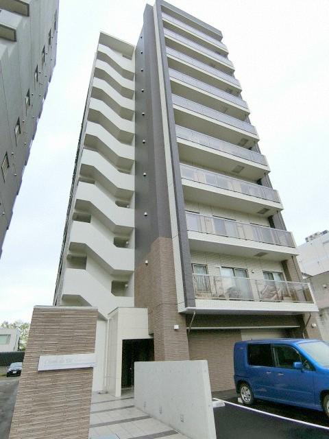 CHAM DE DE