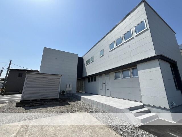 富山地鉄富山港線 奥田中学校前駅 徒歩8分  築2年