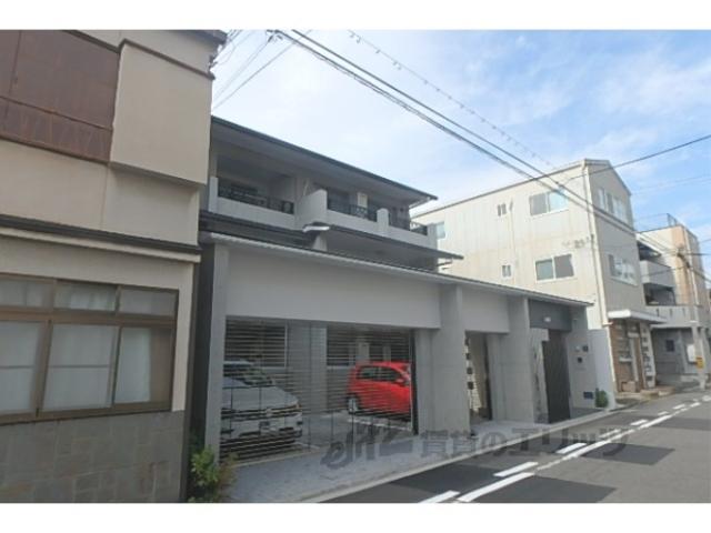コンフォールパレ新町二条