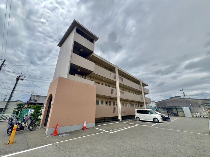 ハイツ西川
