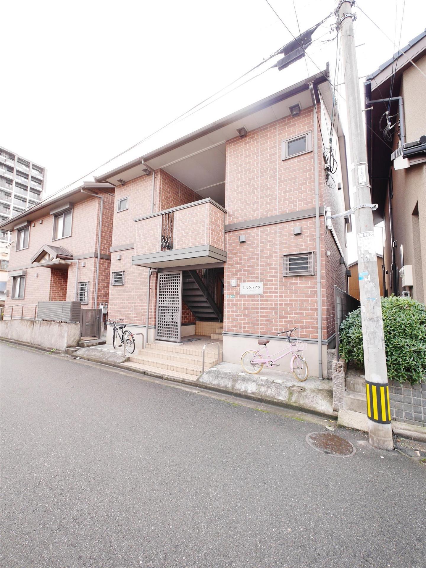 シルクハイツ