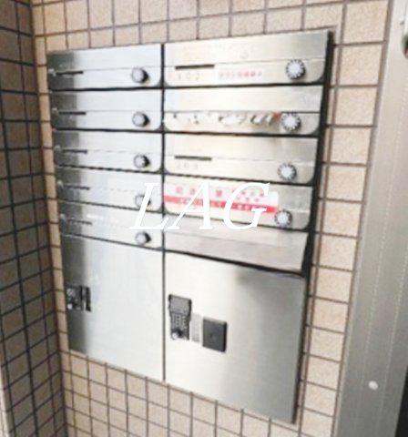 京王線 明大前駅 徒歩5分 3階建 築6年