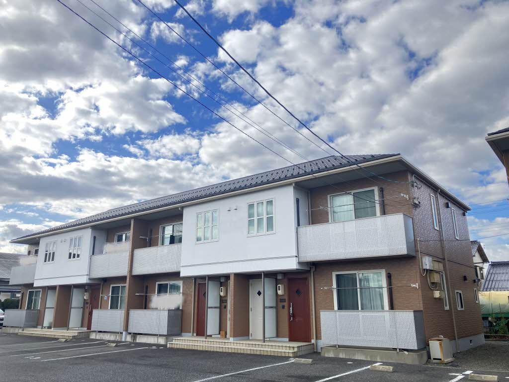 パインデューA棟