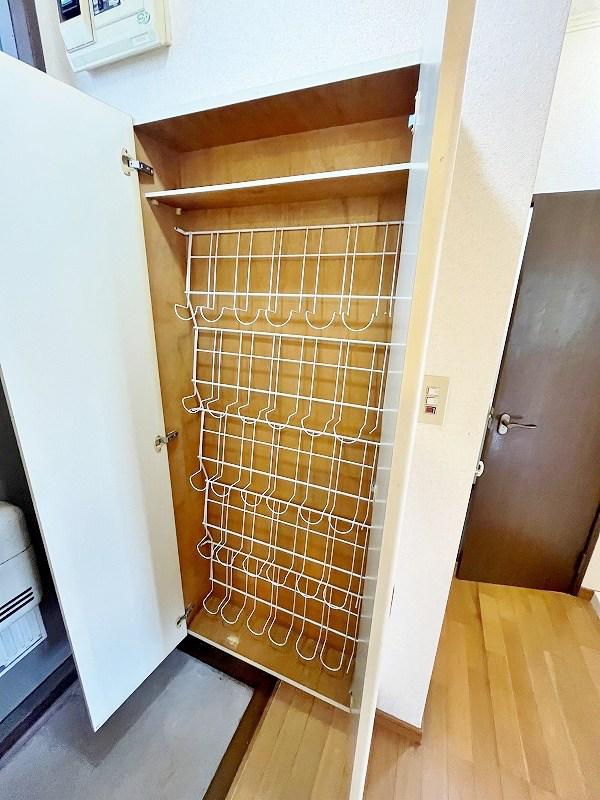 福恵レジス