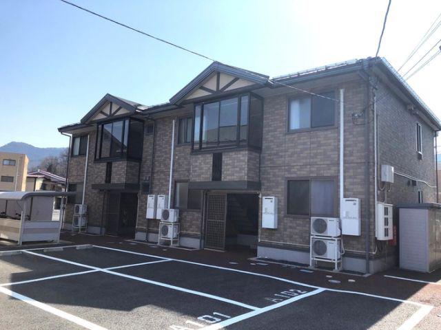 ファミール A