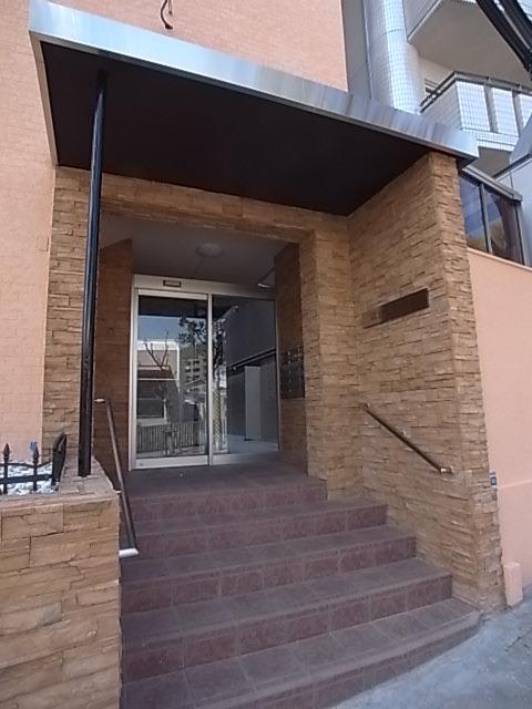 諏訪山ハウス