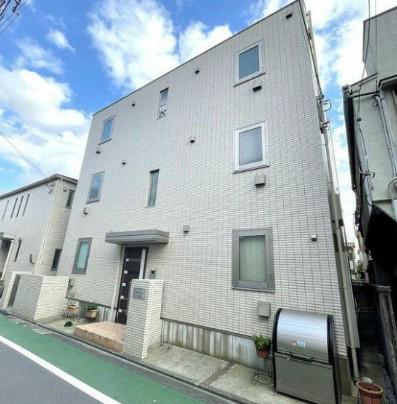 クレスト三軒茶屋