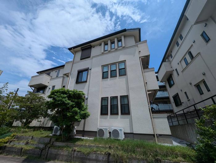 HALCYON PLACE E棟