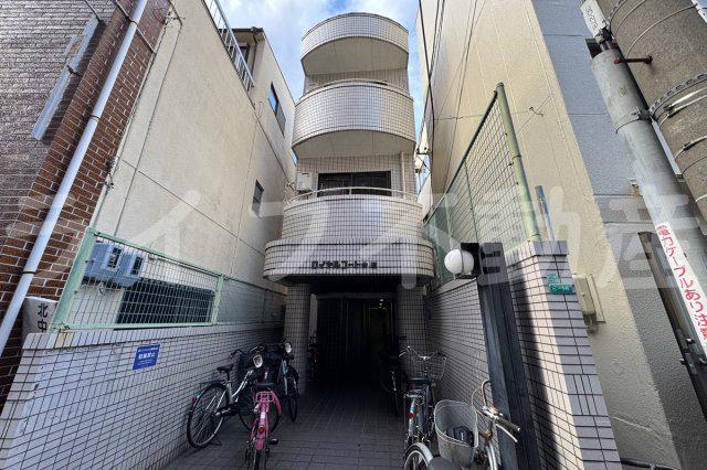 ロイヤルコート中道