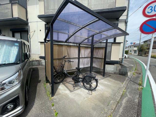 メゾン小杉E